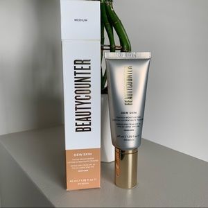 Beautycounter Dee Skin Medium